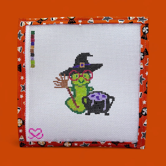 Witchy Wormy (13 mesh)